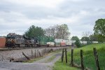 An eastbound intermodal descends the grade Shawsville